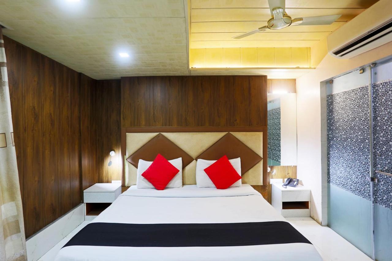 Capital O 23188 Glory Villa New Delhi Exteriör bild