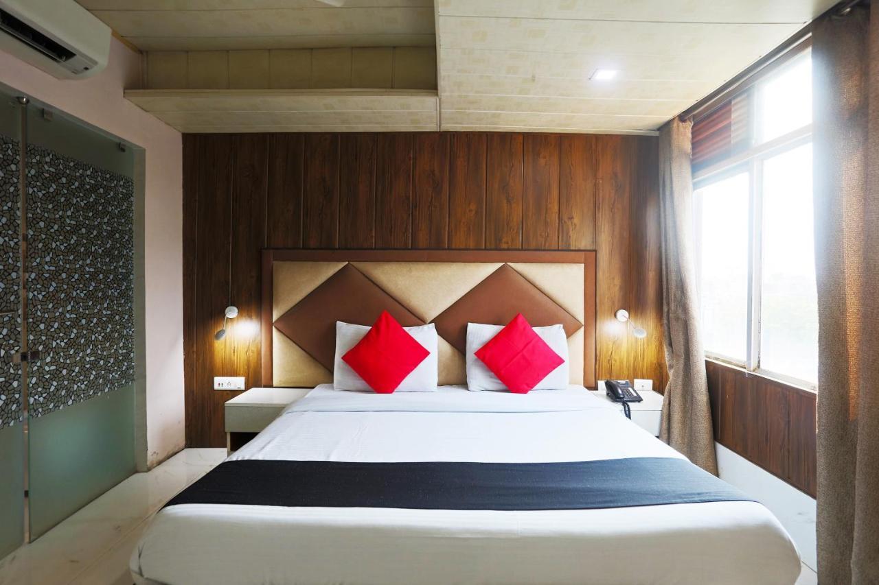 Capital O 23188 Glory Villa New Delhi Exteriör bild